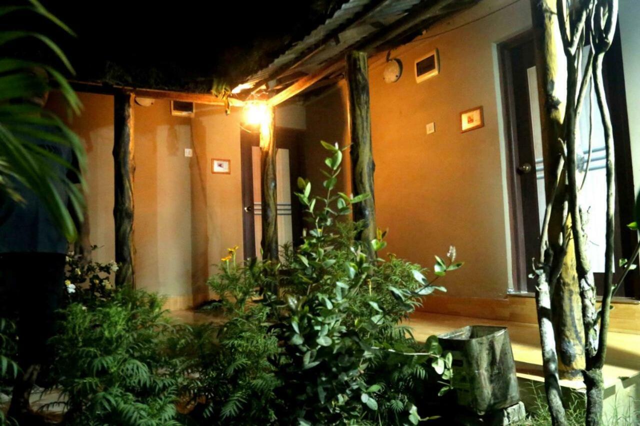 Solitary Nook Gosāba 外观 照片